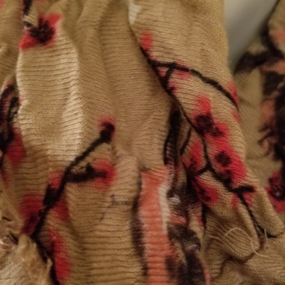 Scarf - Picture 2 of 2
